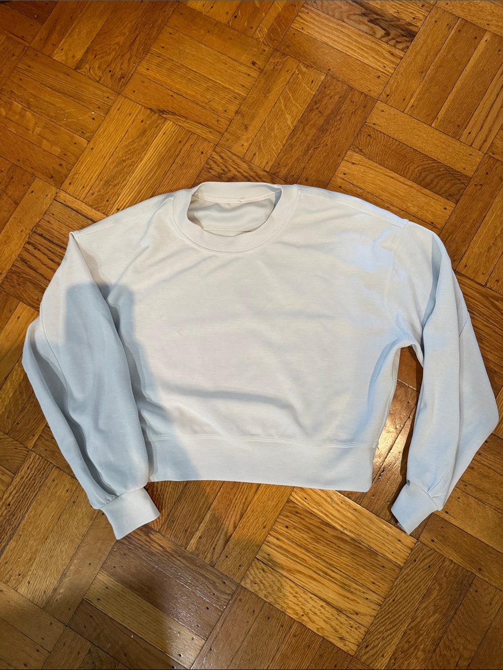 Lululemon Women's Cream Crewneck Sweatshirt - Lightweight Everyday Pullover